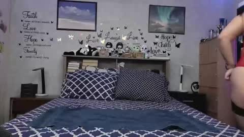 Snapshot of dear_rayna chatting on 12, 3, 2026 Rayna online show from 12, 3, 2026