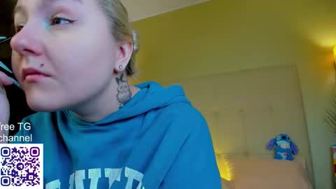 Debbie Mon Tue Fri Sun Sat GMT 3 1000am - 0400pm  online show from 10, 1, 2026