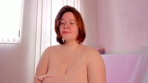 Snapshot of debbiewood chatting on 26, 4, 2026 DeboraDebbieDee online show from 26, 4, 2026
