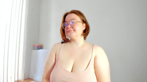 Snapshot of debbiewood chatting on 10, 7, 2026 DeboraDebbieDee online show from 10, 7, 2026