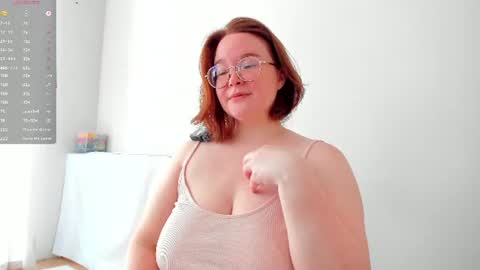 Snapshot of debbiewood chatting on 24, 7, 2026 DeboraDebbieDee online show from 24, 7, 2026