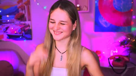 Snapshot of deboralarson chatting on 8, 1, 2025 Debora online show from 8, 1, 2025