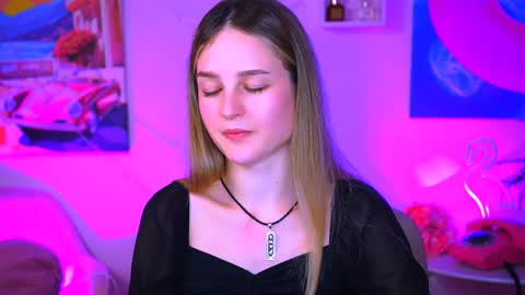 Snapshot of deboralarson chatting on 21, 1, 2025 Debora online show from 21, 1, 2025