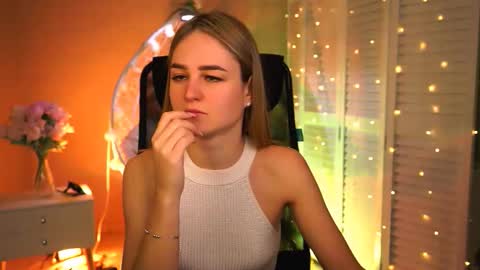 Snapshot of deboralarson chatting on 9, 3, 2026 Debora online show from 9, 3, 2026