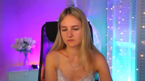 Snapshot of deboralarson chatting on 27, 3, 2026 Debora online show from 27, 3, 2026