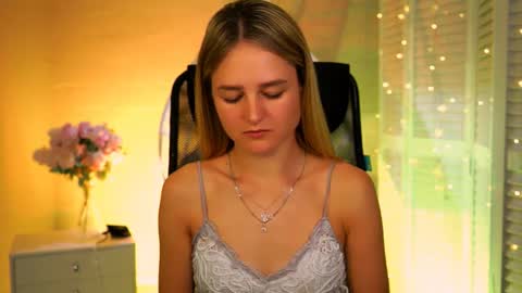 Snapshot of deboralarson chatting on 11, 4, 2026 Debora online show from 11, 4, 2026