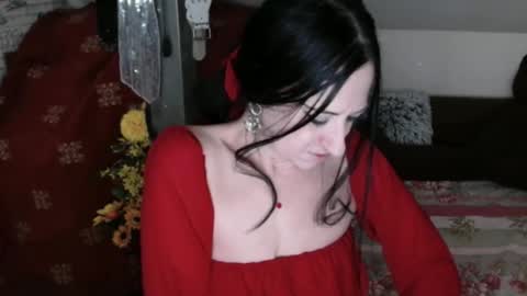 Snapshot of debramilf chatting on 9, 4, 2026 DebraMilf online show from 9, 4, 2026