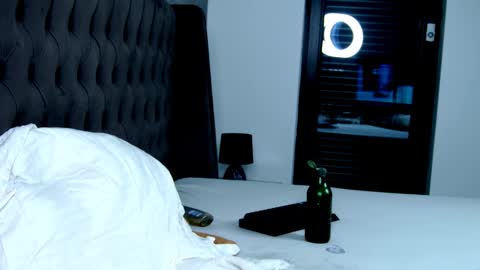 Snapshot of dee_waters chatting on 14, 12, 2024 Tikhomirov old usersname Instagram- tikhomirovandreea17 Twitter DeeaOfficial17 online show from 14, 12, 2024