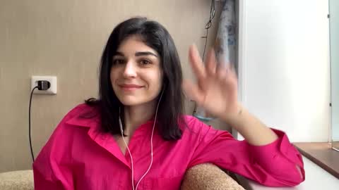 May online show from 15, 1, 2026