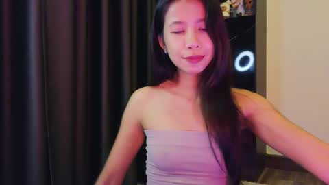 Snapshot of deedeedoll chatting on 5, 5, 2026 deedeedoll online show from 5, 5, 2026