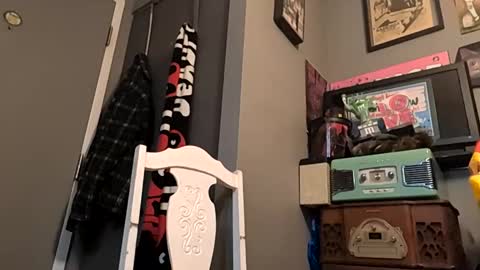 Snapshot of deedeequeen420 chatting on 3, 3, 2025 deedeequeen420 online show from 3, 3, 2025