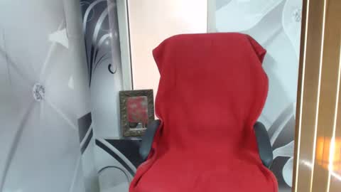 Snapshot of deepintoyourmind chatting on 11, 3, 2026 hi guys i m a cute milf i m here for good time and nice people pls be respectfool and enjoy me online show from 11, 3, 2026
