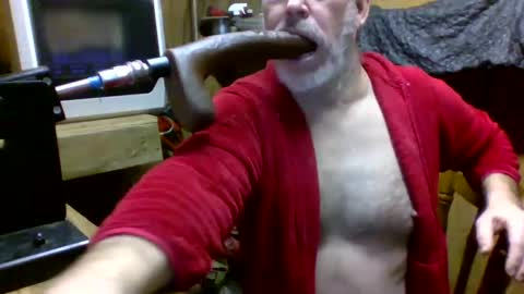 Snapshot of deepthroat227 chatting on 25, 1, 2025 Deepthroat My Big Dildos online show from 25, 1, 2025