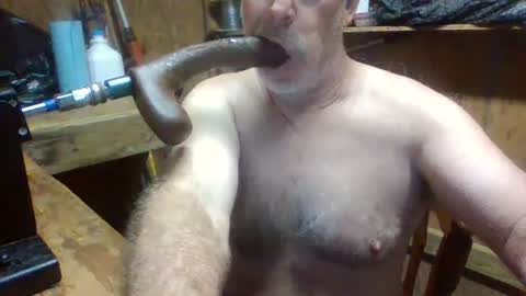 Snapshot of deepthroat227 chatting on 15, 10, 2025 Deepthroat My Big Dildos online show from 15, 10, 2025