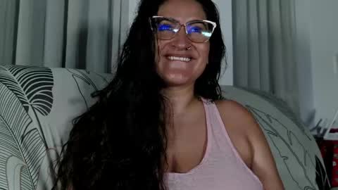 Snapshot of deesseluxure_ chatting on 15, 4, 2026 Andre online show from 15, 4, 2026