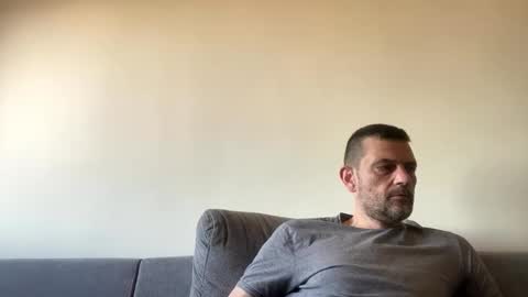 Snapshot of defloy chatting on 14, 11, 2025 Defloy online show from 14, 11, 2025