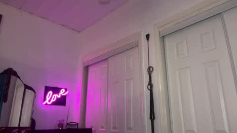 Snapshot of degeneratesaint chatting on 28, 9, 2025 Tori online show from 28, 9, 2025