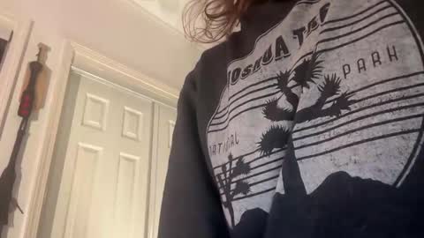 Snapshot of degeneratesaint chatting on 15, 12, 2025 Tori online show from 15, 12, 2025