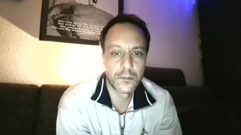 Snapshot of degrandis chatting on 4, 1, 2025 Luka Magic online show from 4, 1, 2025