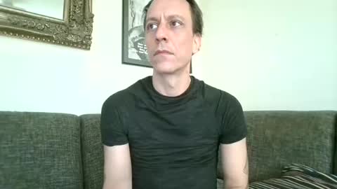 Snapshot of degrandis chatting on 19, 4, 2026 Luka Magic online show from 19, 4, 2026