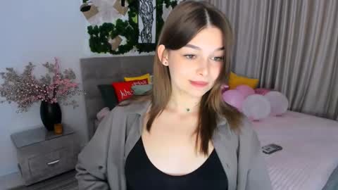Snapshot of degreeofsincerity chatting on 5, 3, 2025 DegreeOfSincerity online show from 5, 3, 2025