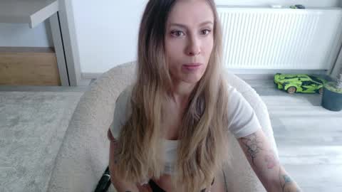 Di online show from 7, 4, 2026