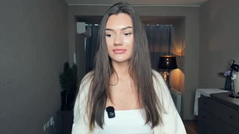 Laura online show from 2, 4, 2026