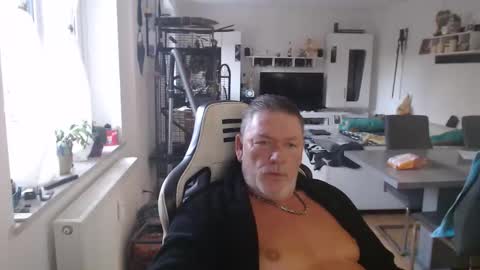 deinprinz2312 online show from 16, 9, 2025