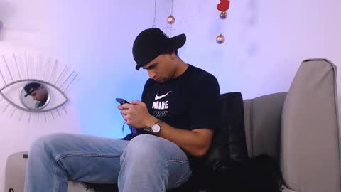 Snapshot of deivy_gram chatting on 3, 1, 2025 DEIVY online show from 3, 1, 2025