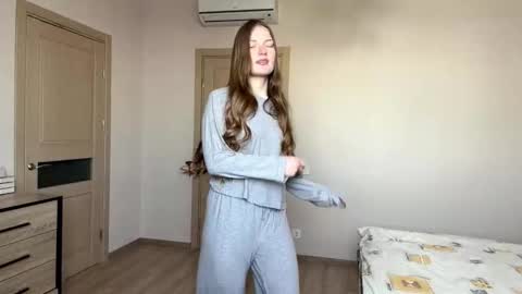 Snapshot of dejameneal chatting on 17, 2, 2026 Mila online show from 17, 2, 2026