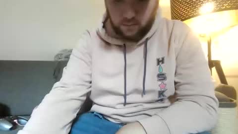 Snapshot of dekumate chatting on 17, 9, 2025 dekumate online show from 17, 9, 2025
