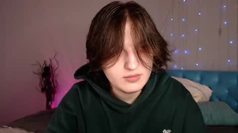 Snapshot of delalex chatting on 25, 3, 2026 Alex online show from 25, 3, 2026