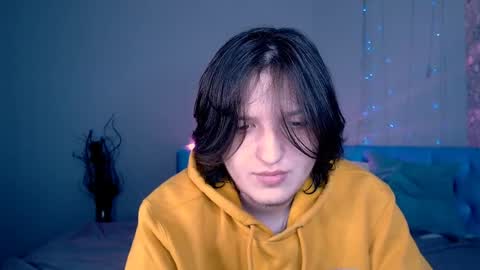 Snapshot of delalex chatting on 6, 4, 2026 Alex online show from 6, 4, 2026