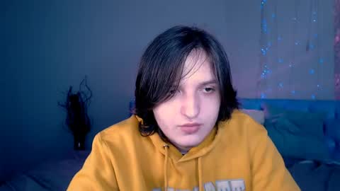 Snapshot of delalex chatting on 6, 4, 2026 Alex online show from 6, 4, 2026