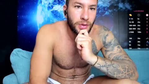 Snapshot of delessandro_world chatting on 11, 3, 2025 Delessandro online show from 11, 3, 2025