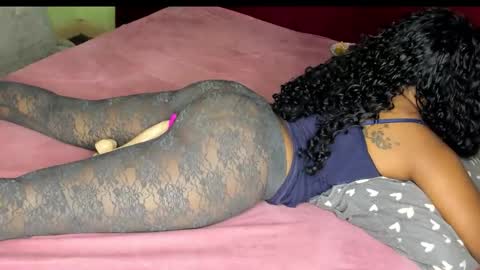 deli_la online show from 2, 12, 2025