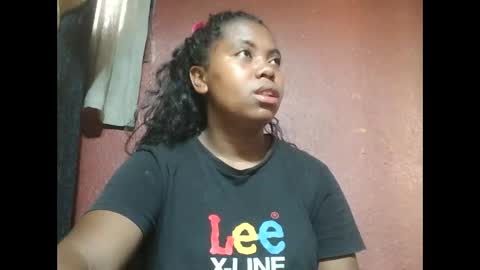 deliah712909 online show from 1, 3, 2025