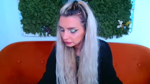 Snapshot of deliciaalove chatting on 7, 3, 2026 deliciaalove online show from 7, 3, 2026