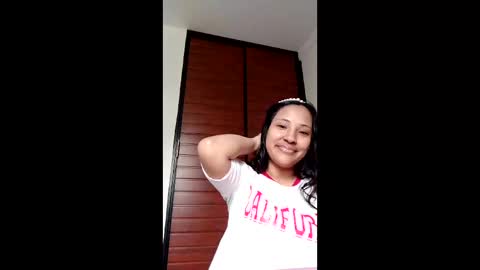 Snapshot of delicious_sarah07 chatting on 9, 5, 2026 Sarah online show from 9, 5, 2026