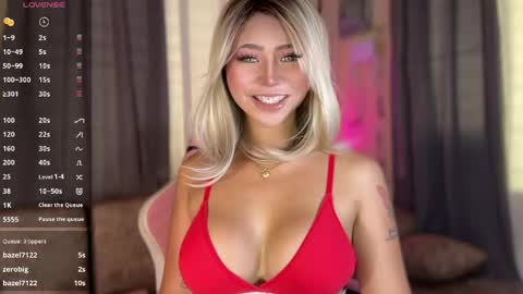 Snapshot of deliciousfaye chatting on 25, 4, 2026 Hello your loving faye 3 online show from 25, 4, 2026