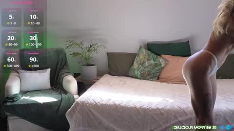 Snapshot of deliciousmonster30 chatting on 1, 12, 2025 Kitty online show from 1, 12, 2025