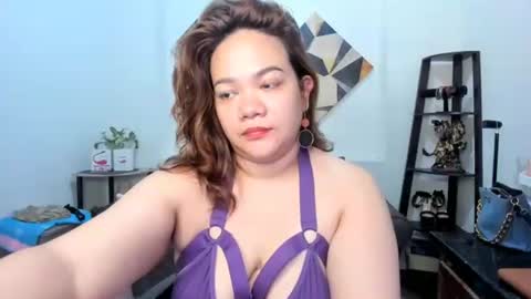 delightfulcurvy online show from 10, 1, 2025