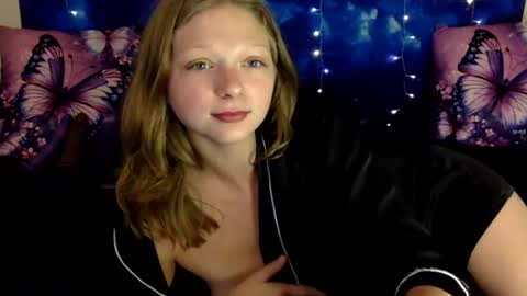 DelilaLove3412 online show from 16, 6, 2026