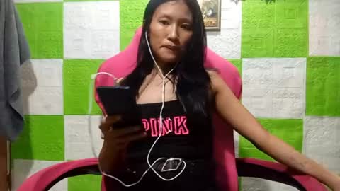 Snapshot of delilamcquade chatting on 27, 4, 2026 Jenny online show from 27, 4, 2026