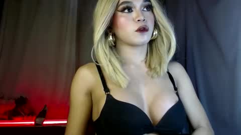 Snapshot of deliouscum chatting on 9, 3, 2025 Margie online show from 9, 3, 2025