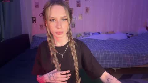 Snapshot of dellacampbell chatting on 27, 4, 2026 Della online show from 27, 4, 2026