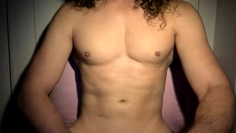 Snapshot of dellamoro chatting on 25, 4, 2026 dellamoro online show from 25, 4, 2026