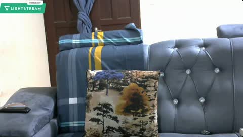 Ginger online show from 10, 4, 2026