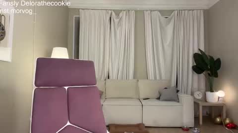 Delora online show from 3, 12, 2025