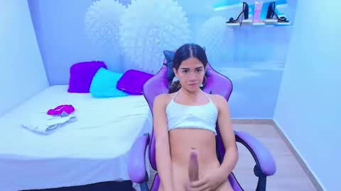 DEMI online show from 3, 12, 2025